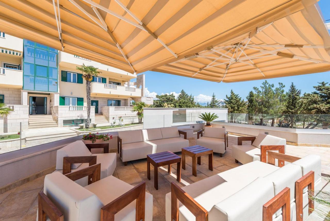 Apartamento Pool Terrace Sea View Sarkic Novalja Exterior foto